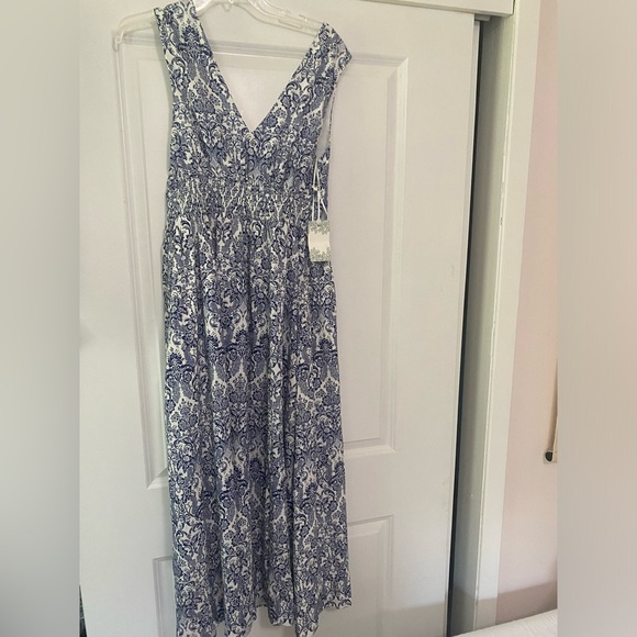 Hyacinth House Navy Scroll Print Toula Midi Dress - Picture 5 of 7